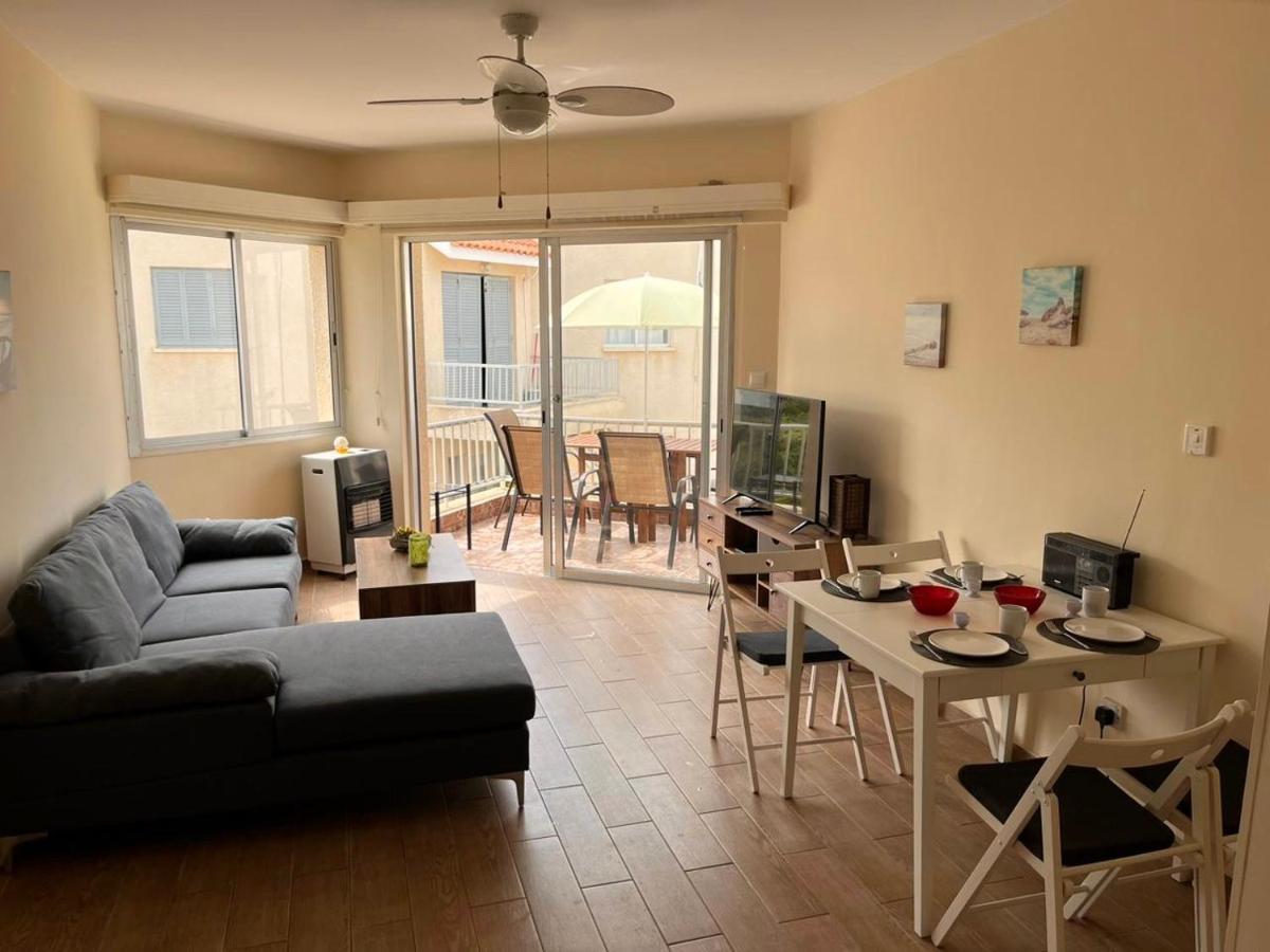 Appartement Diamond Complex à Paphos Extérieur photo